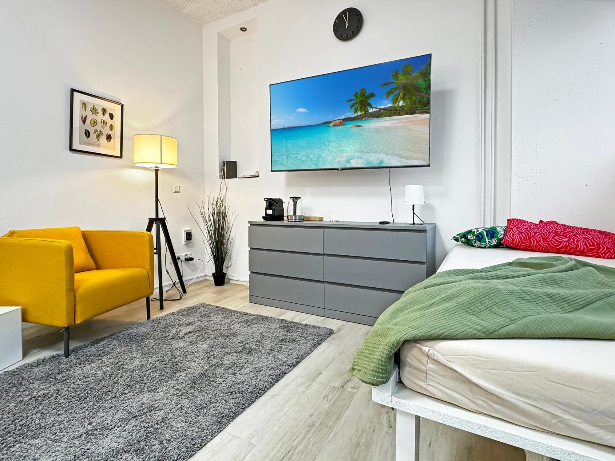 2 Zimmer Apartment Fuer 6 P, 15 Min Zum Flughafen Esslingen am Neckar Kültér fotó