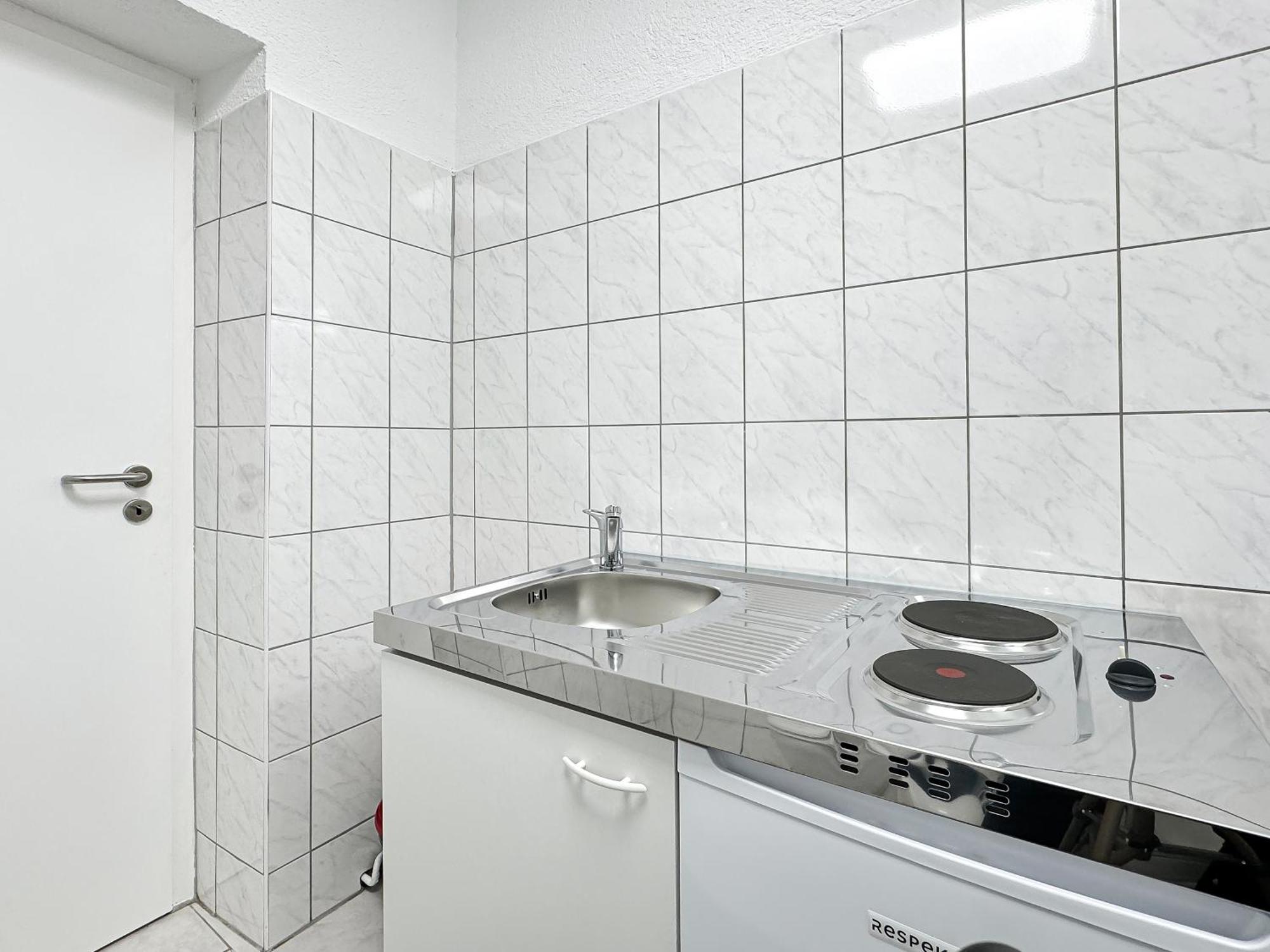 2 Zimmer Apartment Fuer 6 P, 15 Min Zum Flughafen Esslingen am Neckar Kültér fotó